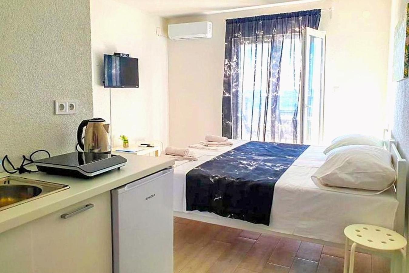 Villa Apartments Anifil Новаля Екстериор снимка