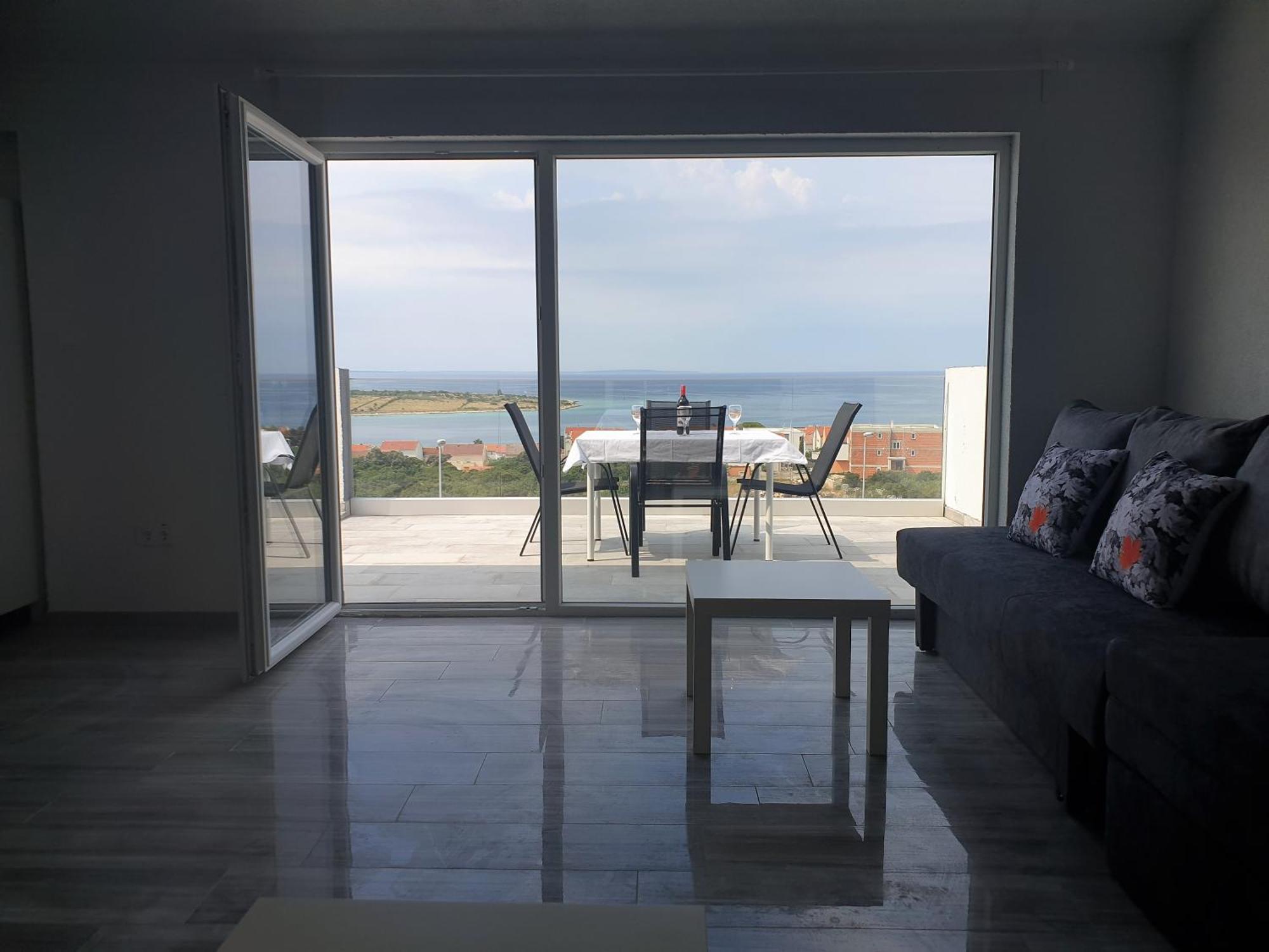 Villa Apartments Anifil Новаля Екстериор снимка