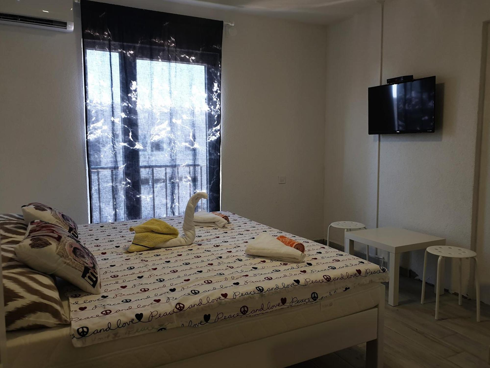 Villa Apartments Anifil Новаля Екстериор снимка
